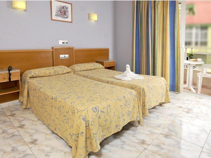 Hostal Carel El Médano Екстериор снимка