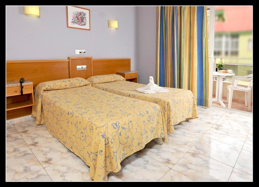 Hostal Carel El Médano Стая снимка